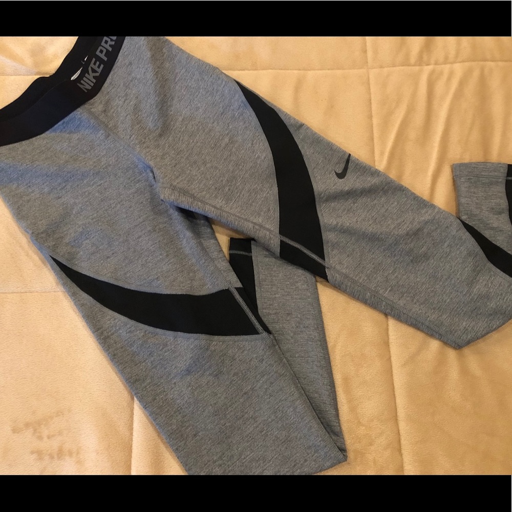 Nike Pro Leggings size XL NWOT